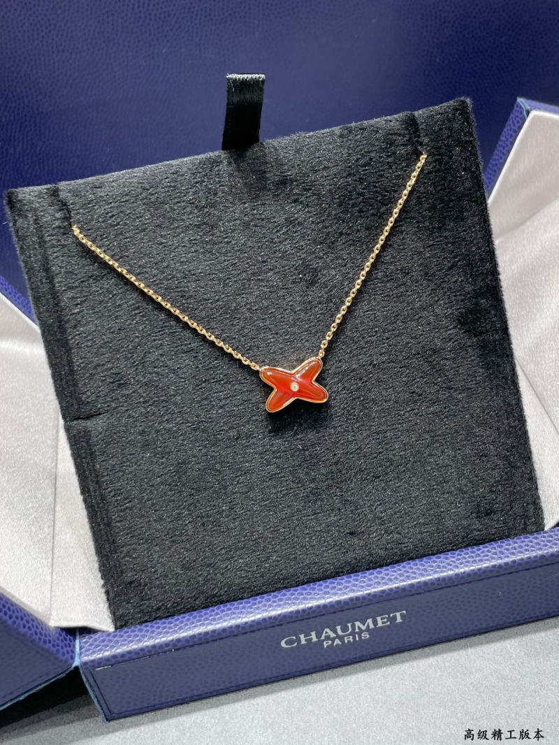 CHAUMET